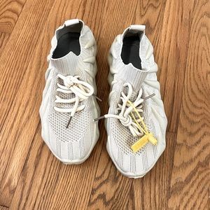 NWT! Athletic shoes. Free gift with purchase!